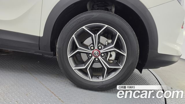 KG Mobility (SsangYong) Beautiful Korando Gasoline 1.5 2WD R-Plus 2021 — фото 21