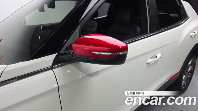KG Mobility (SsangYong) Beautiful Korando Gasoline 1.5 2WD R-Plus 2021 — фото 35