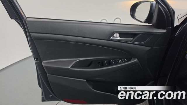 Hyundai Tucson Diesel 2.0 2WD Smart 2020 — фото 24