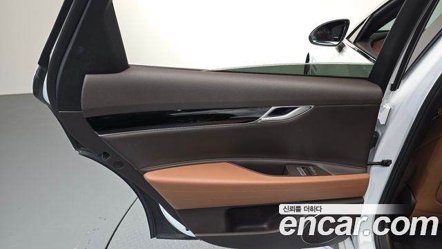 Genesis G80 (RG3) Gasoline 2.5 Turbo 2WD 2022 — фото 25