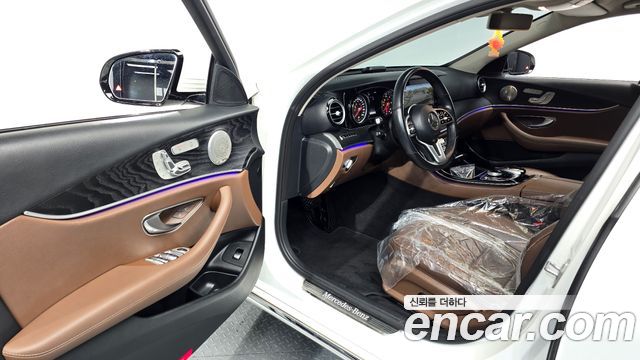 Mercedes-Benz E-Class (W213) E220d Avantgarde 2019 — фото 10