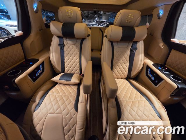 Kia Carnival (IV) Gasoline 9-seater Limousine(Special vehicle) 2021 — фото 15