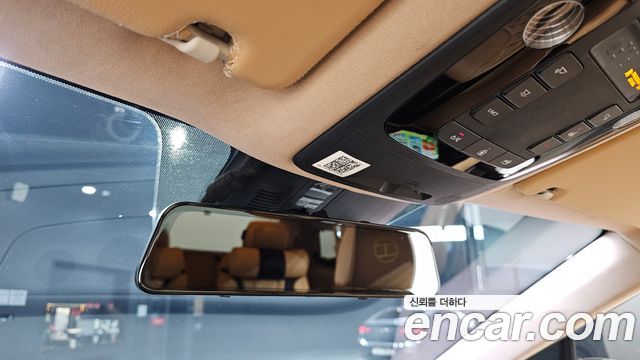 Kia Carnival (IV) Gasoline 9-seater Limousine(Special vehicle) 2021 — фото 34
