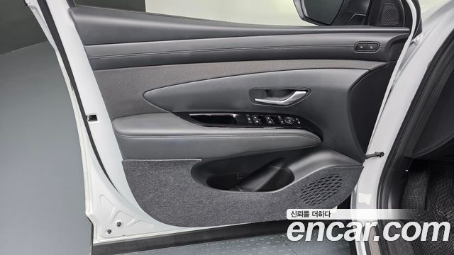Hyundai Tucson Hybrid (NX4) HEV 1.6 2WD Inspiration 2024 — фото 24