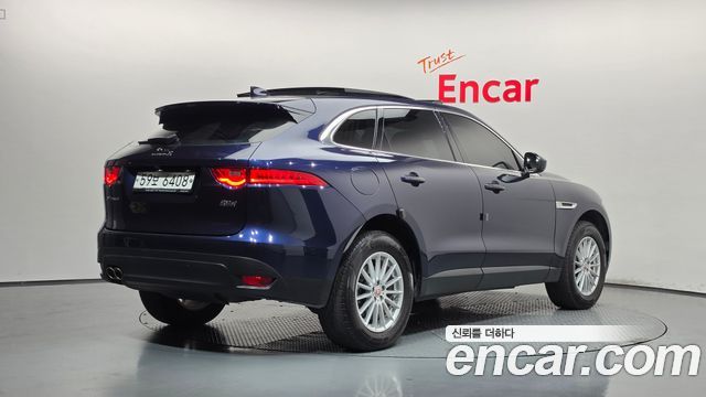 Jaguar F-PACE 20d Prestige 2018 — фото 2