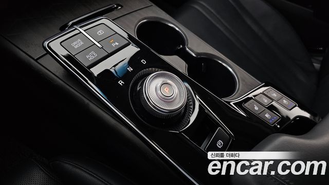 Kia K8 2.5 Gasoline 2WD Noblesse 2022 — фото 9