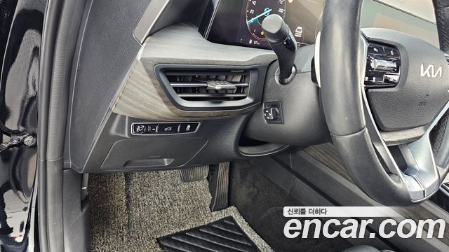 Kia K8 2.5 Gasoline 2WD Noblesse 2022 — фото 17