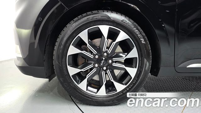 Kia Carnival (IV) Diesel 9-Seater Signature 2023 — фото 5