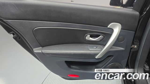 Renault Korea SM5 Nova Classic 2018 — фото 25