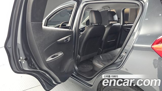 Chevrolet Spark Premier 2019 — фото 12