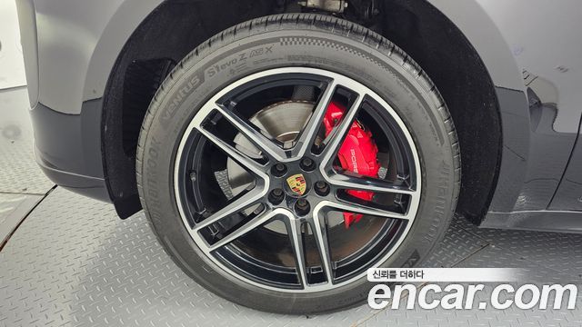 Porsche Macan 2.9 GTS 95B 2020 — фото 5