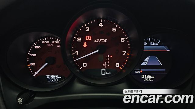 Porsche Macan 2.9 GTS 95B 2020 — фото 8
