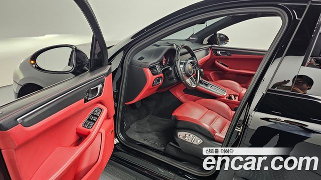 Porsche Macan 2.9 GTS 95B 2020 — фото 10