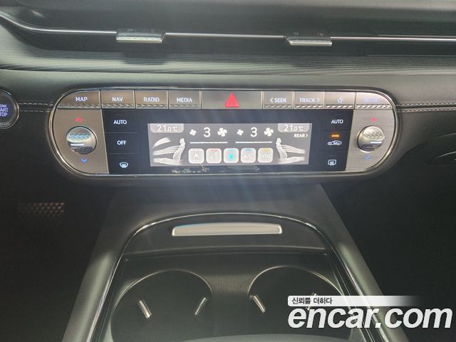 Genesis G90 (RS4) Gasoline 3.5 Turbo AWD 2022 — фото 15