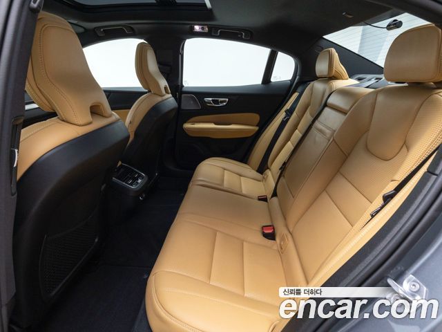 Volvo S60 (III) T5 Inscroption 2020 — фото 16
