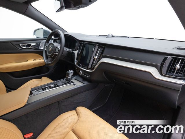 Volvo S60 (III) T5 Inscroption 2020 — фото 17