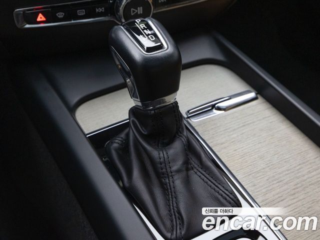 Volvo S60 (III) T5 Inscroption 2020 — фото 19