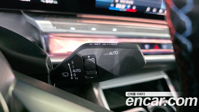 BMW i7 (G70) M70 xDrive 2024 — фото 28