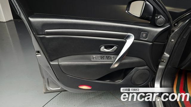 Renault Korea SM7 Nova LPLI 2.0 LPe Disabled 2016 — фото 30