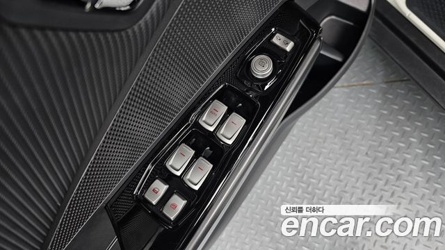 KG Mobility (SsangYong) Tivoli Air Diesel RX 2WD 2017 — фото 12