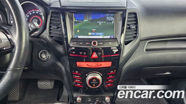 KG Mobility (SsangYong) Tivoli Air Diesel RX 2WD 2017 — фото 17