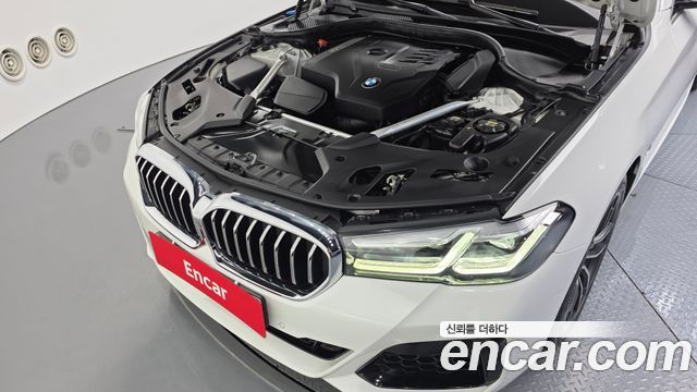BMW 5 Series (G30) 520i M Sport 2021 — фото 6