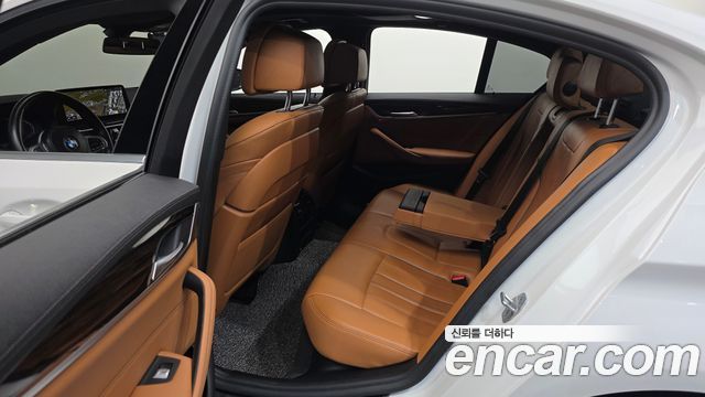 BMW 5 Series (G30) 520i M Sport 2021 — фото 11