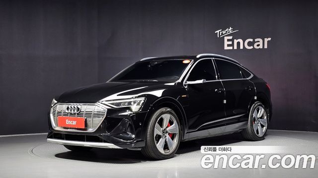 Audi e-tron 55 Quattro Sportback 2021 — фото 1