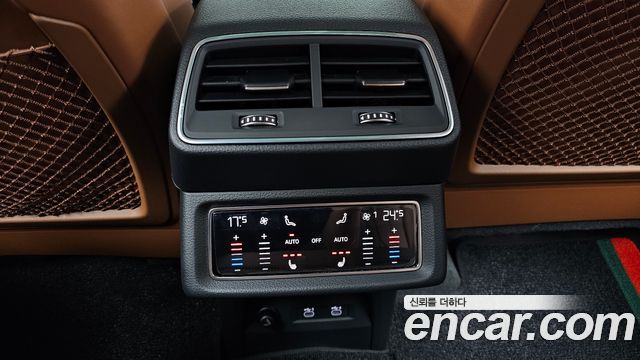 Audi e-tron 55 Quattro Sportback 2021 — фото 18