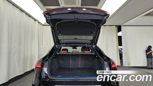 Audi e-tron 55 Quattro Sportback 2021 — фото 20