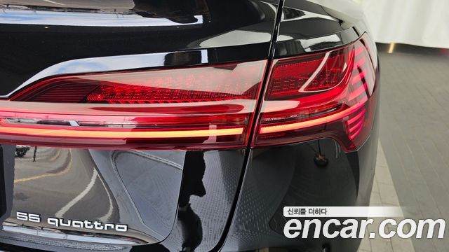 Audi e-tron 55 Quattro Sportback 2021 — фото 23