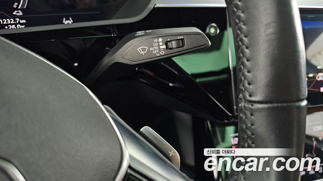 Audi e-tron 55 Quattro Sportback 2021 — фото 29