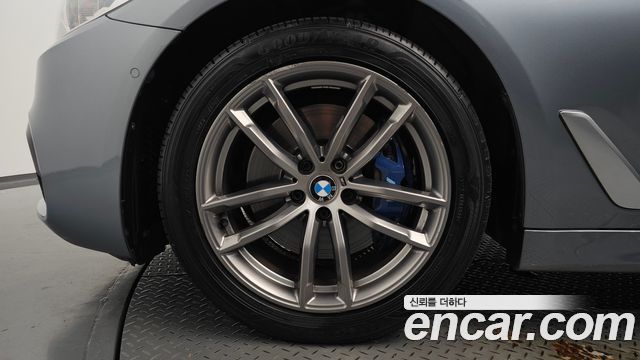 BMW 5 Series (G30) 530i M Sport Package Plus 2018 — фото 5