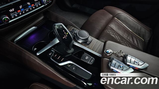 BMW 5 Series (G30) 530i M Sport Package Plus 2018 — фото 9