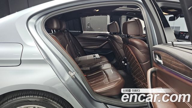 BMW 5 Series (G30) 530i M Sport Package Plus 2018 — фото 12
