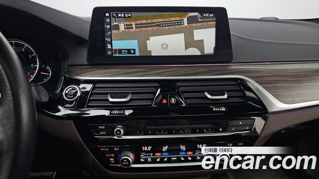 BMW 5 Series (G30) 530i M Sport Package Plus 2018 — фото 14