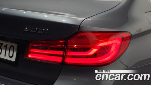 BMW 5 Series (G30) 530i M Sport Package Plus 2018 — фото 23