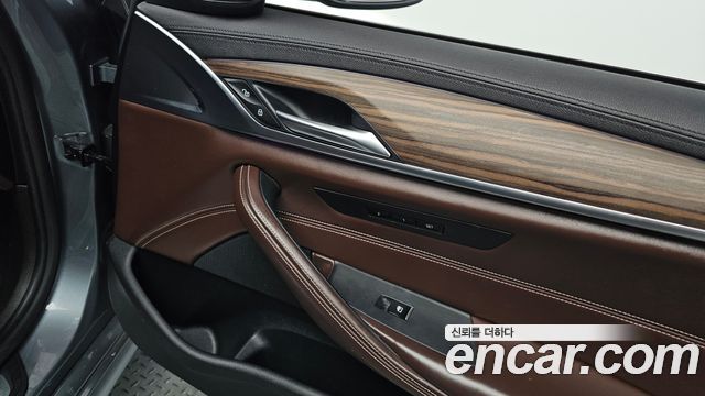 BMW 5 Series (G30) 530i M Sport Package Plus 2018 — фото 33
