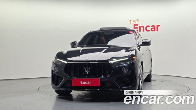 Maserati Levante 3.0 AWD GranSport 2021 — фото 3