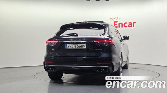 Maserati Levante 3.0 AWD GranSport 2021 — фото 4