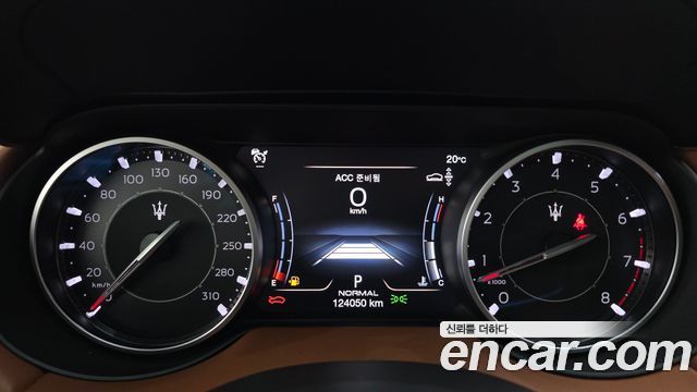 Maserati Levante 3.0 AWD GranSport 2021 — фото 8