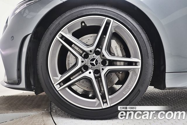 Mercedes-Benz CLS-Class (C257) CLS300d AMG Line 2019 — фото 5