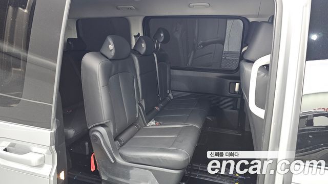 Hyundai Staria Tourer 9-Seater Modern 2025 — фото 11