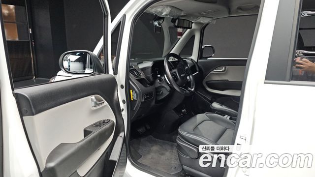 Kia Ray EV Van 2-Seater AIr 2024 — фото 10