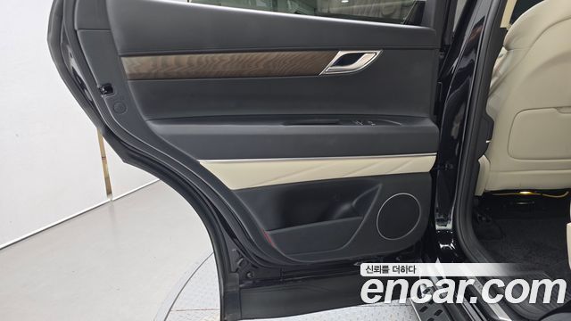 Genesis GV80 2.5T Gasoline AWD 2023 — фото 25