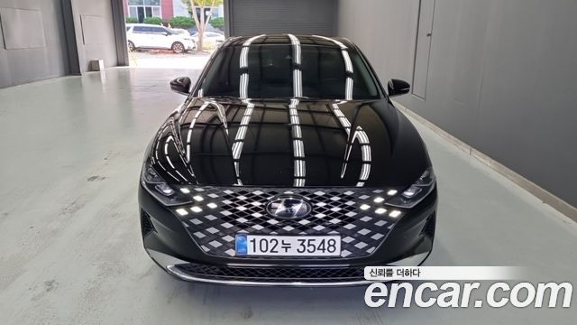 Hyundai Grandeur (IG) 3.0 LPi Rent Car Premium