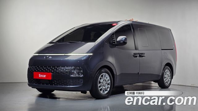 Hyundai Staria L3.5 Cargo 5-Seater Modern 2022 — фото 1