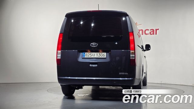 Hyundai Staria L3.5 Cargo 5-Seater Modern 2022 — фото 4