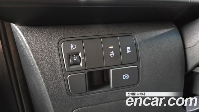 Hyundai Staria L3.5 Cargo 5-Seater Modern 2022 — фото 20