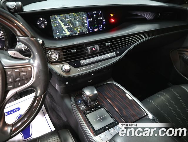Lexus LS500 (V) 3.5 Luxury AWD 2018 — фото 10